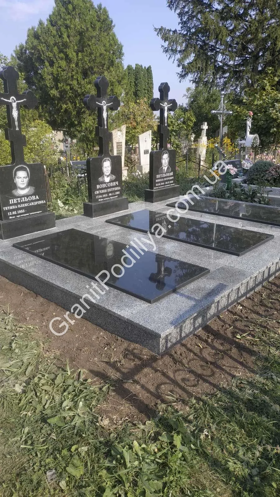 Одинарний пам'ятник з граніту - Кам'янець-Подільський | GranitPodillya